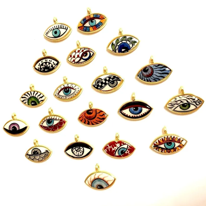 24Kt Gold Plated Hand MadePaint Ceramic Eye Pendant Peppy Beads Necklaces 24Kt Gold Plated Hand MadePaint Ceramic Eye Pendant Peppy Beads Necklaces