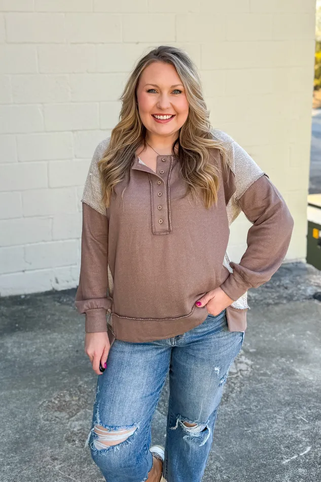 BiBi Feeling Neutral Color Block Top Necklaces