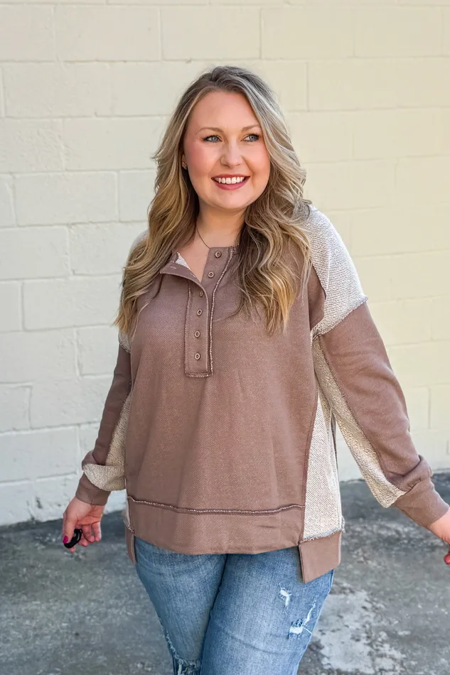 BiBi Feeling Neutral Color Block Top Necklaces