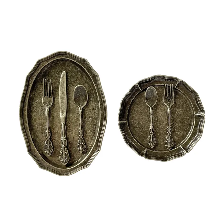 CJ Earrings Tableware in Bronze 16 Scale