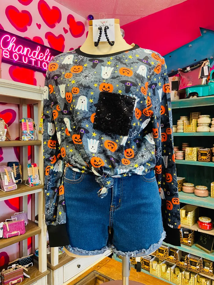 HALLOWEEN PRINT LONG SLEEVE TOP WITH SEQUIN YOUR FASHION WHOLESALE Necklaces