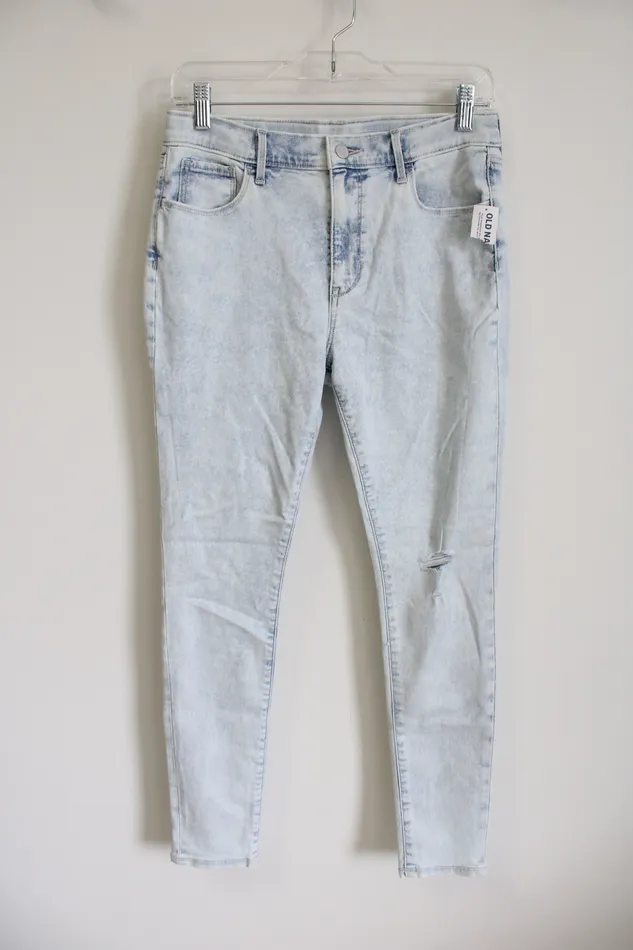 NEW Old Navy Rockstar High Rise Light Wash Denim Jeans 14 Old Navy Necklaces NEW Old Navy Rockstar High Rise Light Wash Denim Jeans 14 Old Navy Necklaces
