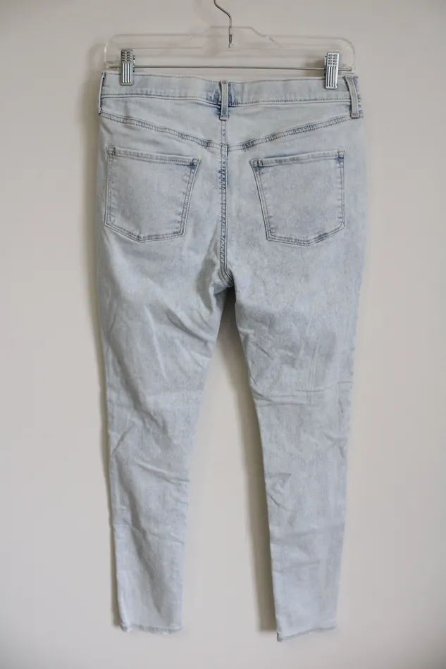 NEW Old Navy Rockstar High Rise Light Wash Denim Jeans 14 Old Navy Necklaces