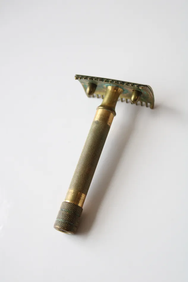 Vintage Brass Razor Jubilee Thrift Earrings