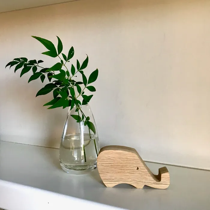 Wood Phone Stand Elephant GEPETTO Earrings