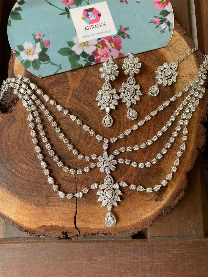 Aarti Layered Diamond Set with Maangtika attrangi Necklaces