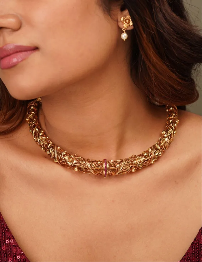 Attrangi Earrings Sone Ki Hasli With Earrings