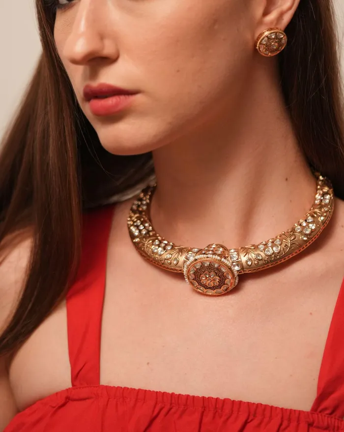 Attrangi Necklaces Gold Polki Hand Made Hasli With Studs