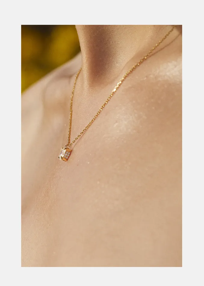 Cerr Oval Diamond Necklace KATKIM Necklaces