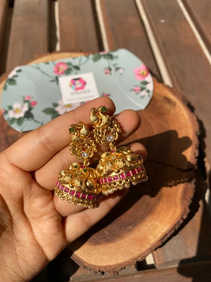 Earrings attrangi Mayoori MidSized Temple Jhumki Sone pe Suhaga Collection
