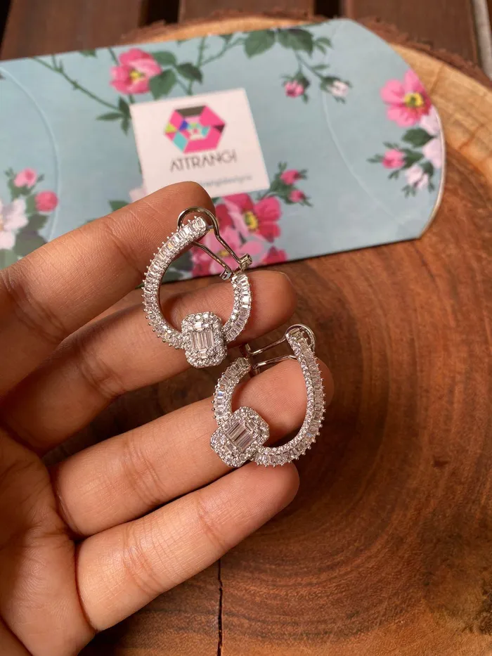 Earrings Attrangi Subtle Bling Pressure Setting Diamond Earrings