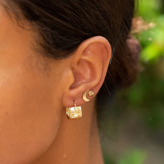 Earrings Vintage Wide 14k Gold Huggie Hoop Earrings
