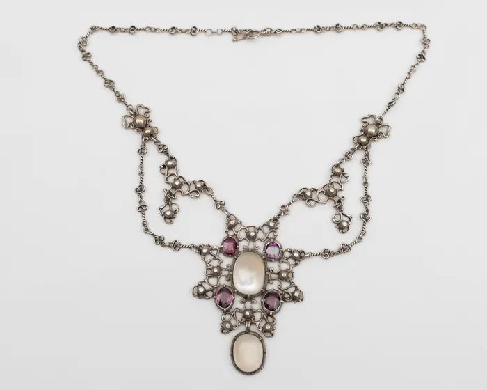 Necklaces Isadoras A Victorian Silver Moonstone Garnet Necklace