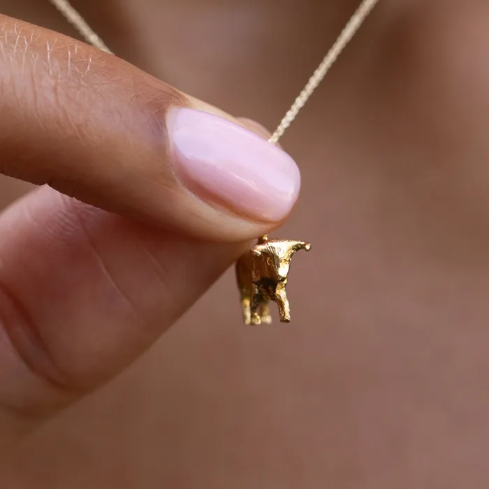 PreStyled Sets Vintage Taurus Bull 18K Gold Zodiac Charm
