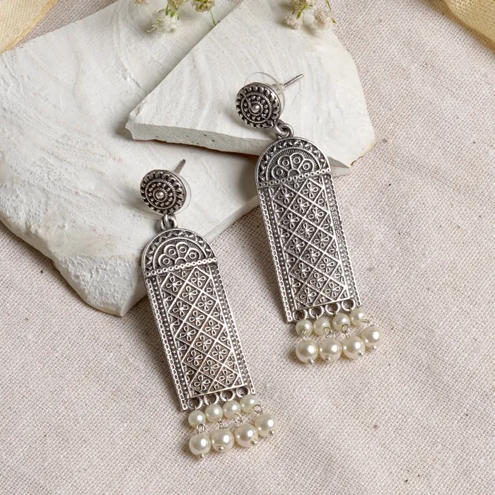 Teejh Earrings Teejh Oeshi Silver Oxidised Earrings