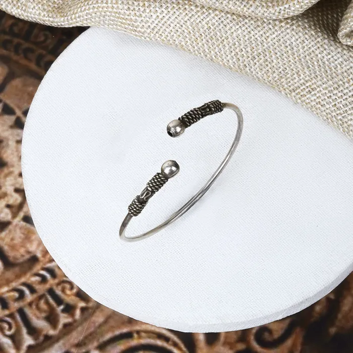 Teejh Gautami Silver Oxidised Bracelet Teejh Bracelets Teejh Gautami Silver Oxidised Bracelet Teejh Bracelets