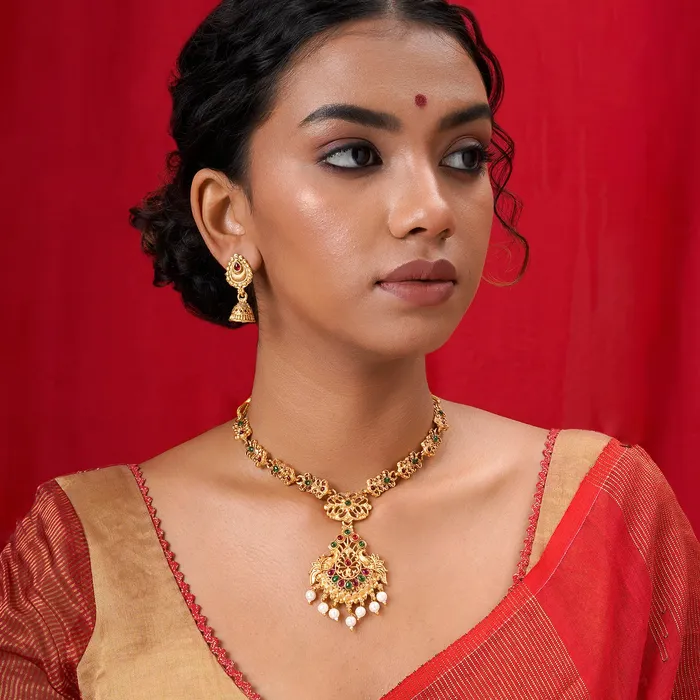 Teejh Necklaces Teejh Dhyana Gold Red And Green Necklace Set