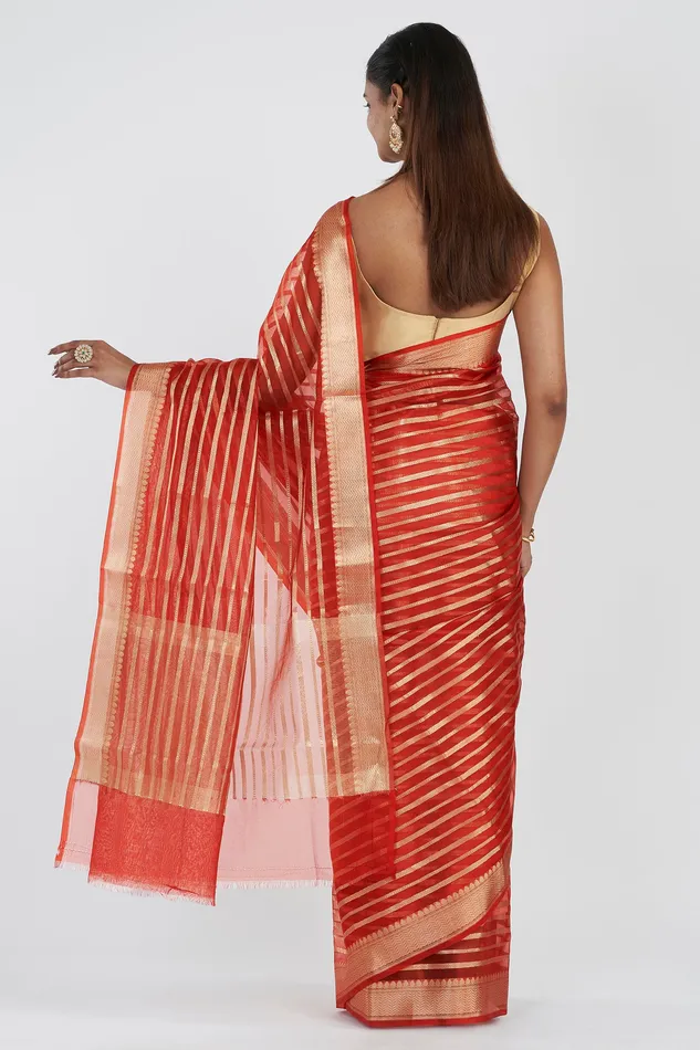 Teejh Teejh Kashi Bright Red Organza Lining Saree Earrings