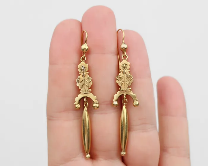 Victorian 9KT Gold Embossed Earrings Isadoras A Earrings Victorian 9KT Gold Embossed Earrings Isadoras A Earrings