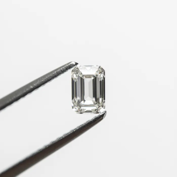 045ct 494x346x245mm VVS G Cut Corner Rectangle Step Cut 2134501 Misfit Diamonds Rings