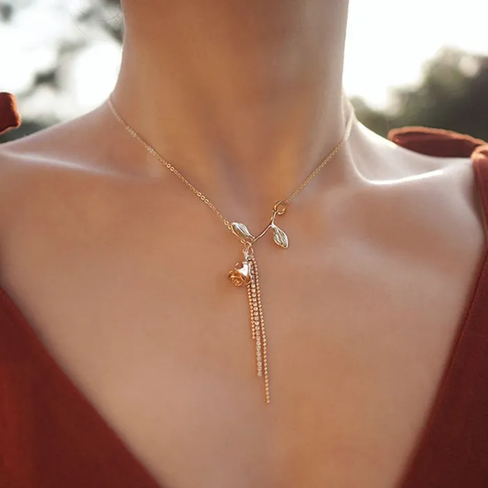 01 N1956 Gold Rose Rhinestone Tassel Necklace with FREE Earrings Necklaces