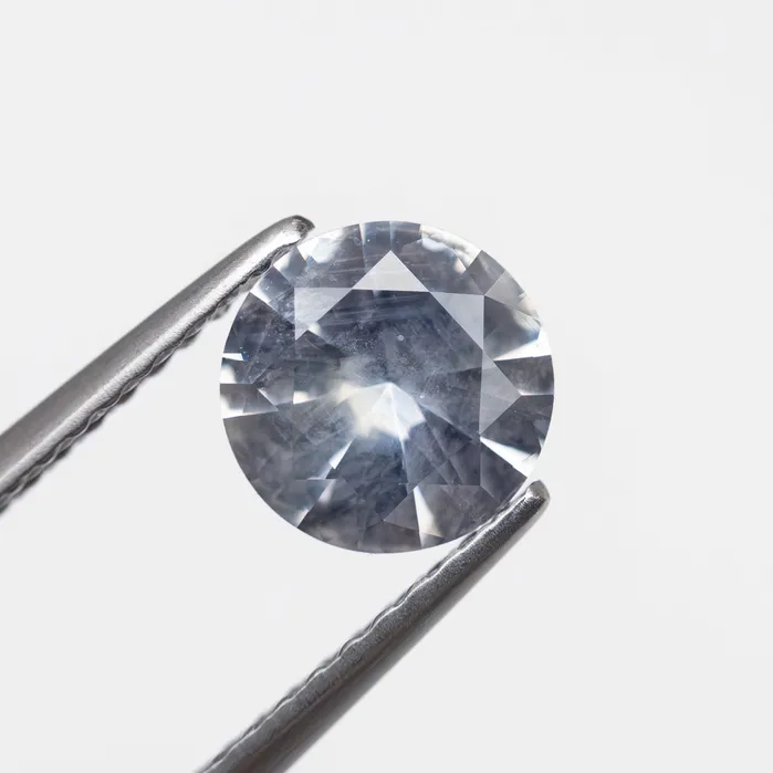 105ct 656x655x370mm Round Brilliant Sapphire 2371108 Misfit Gems Rings