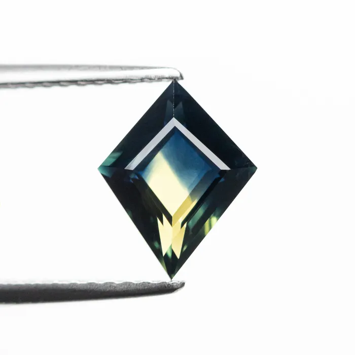 136ct 951x752x328mm Lozenge Step Cut Sapphire 2506702 Misfit Gems Rings