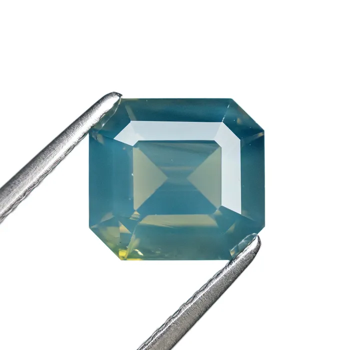 305ct 806x740x496mm Cut Corner Rectangle Step Cut Sapphire 2554804 Misfit Gems Rings
