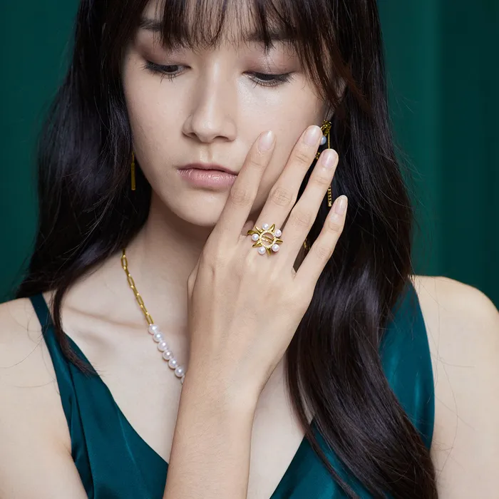 Asian Civilisations Museum Freshwater Pearl Ring WR00118 New Yorker Collection Pearly Lustre Rings