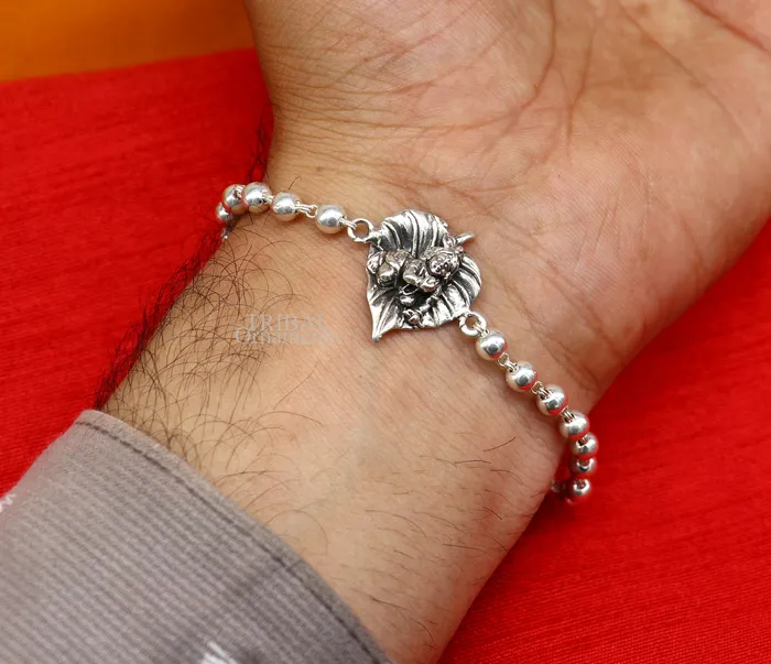 Bracelets Amazing Krishna Laddu Gopala Rakhi 925 sterling silver handmade Rakhi bracelet amazing black Tulsi beaded and silver bracelet rk205 TRIBAL ORNAMENTS Bracelets Amazing Krishna Laddu Gopala Rakhi 925 sterling silver handmade Rakhi bracelet amazing black Tulsi beaded and silver bracelet rk205 TRIBAL ORNAMENTS