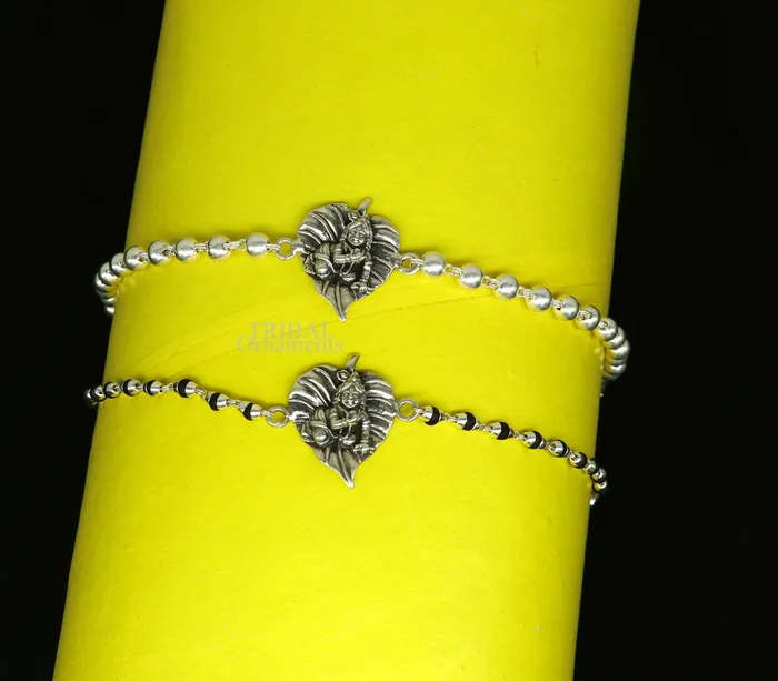 Bracelets Amazing Krishna Laddu Gopala Rakhi 925 sterling silver handmade Rakhi bracelet amazing black Tulsi beaded and silver bracelet rk205 TRIBAL ORNAMENTS Bracelets Amazing Krishna Laddu Gopala Rakhi 925 sterling silver handmade Rakhi bracelet amazing black Tulsi beaded and silver bracelet rk205 TRIBAL ORNAMENTS