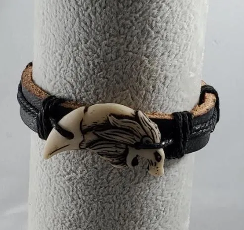 Bracelets polly B24 Lion Tooth Faux Bone Leather Bracelet
