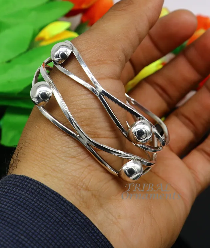 Bracelets TRIBAL ORNAMENTS 925 sterling silver flower design unique style handmade bangle bracelet best brides collection wedding jewelry from india nba343