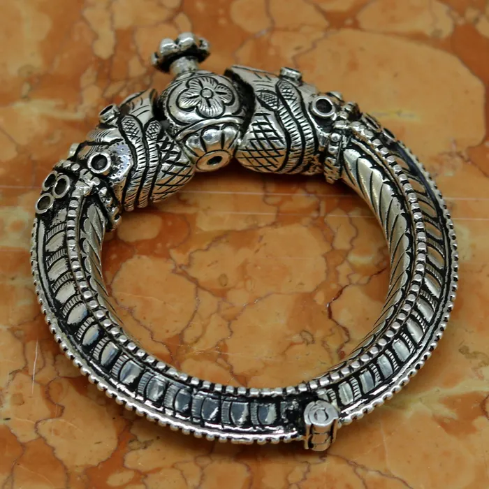 Bracelets TRIBAL ORNAMENTS 925 sterling silver handmade chitai work crocodile fabulous handcrafted work vintage bangle bracelet kada bridesmaid gifting nssk260