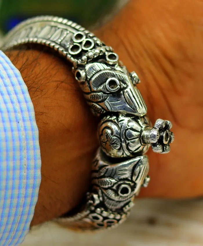 Bracelets TRIBAL ORNAMENTS 925 sterling silver handmade chitai work crocodile fabulous handcrafted work vintage bangle bracelet kada bridesmaid gifting nssk260