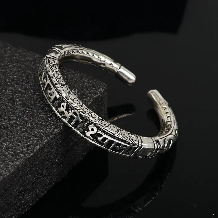 Bracelets TRIBAL ORNAMENTS Divine kada lord krishna jai shri shyam matra handmade 925 sterling silver kada best unisex bangle kada jewelry from india nsk712 Bracelets TRIBAL ORNAMENTS Divine kada lord krishna jai shri shyam matra handmade 925 sterling silver kada best unisex bangle kada jewelry from india nsk712