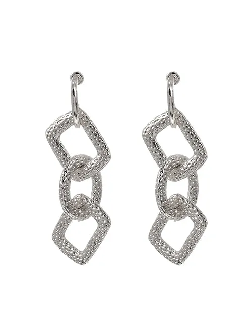 E1582 Silver Textured Chain Dangle Earrings 02 Earrings