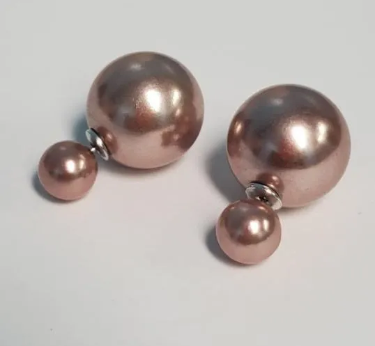E873 Pearlized Champagne Double Ball Earrings Susan Earrings