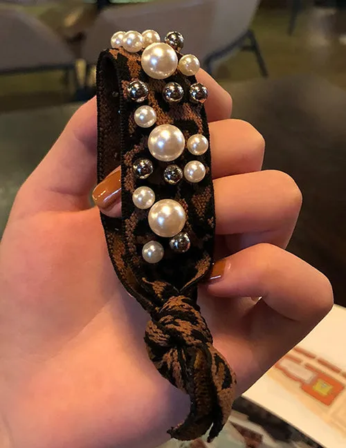 Earrings 02 H770 Leopard Print Pearl Covered Hair Tie