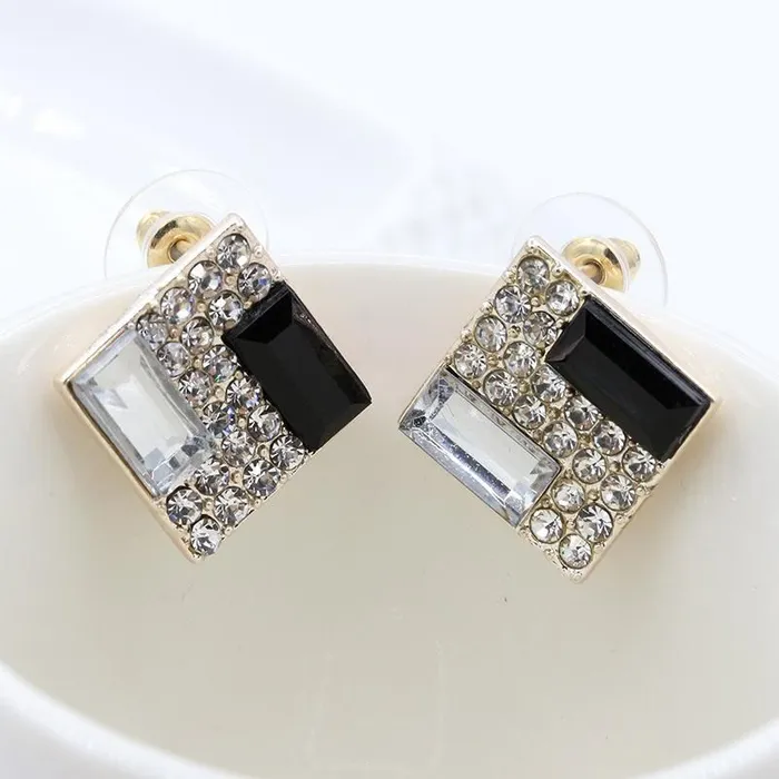 Earrings E1244 Gold Square Rhinestone Gemstone Earrings 01