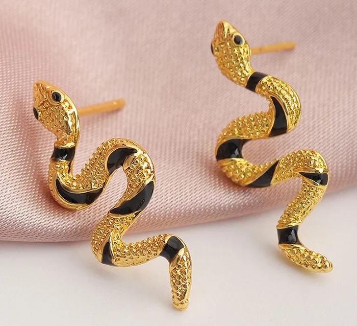 Earrings E479 Gold Snake Earrings 02