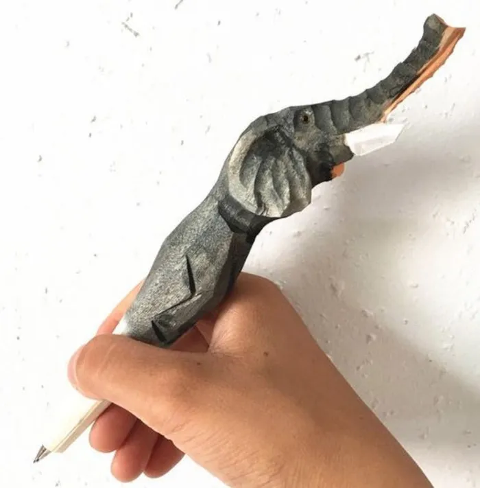 Earrings POLLY V12 Elephant Wood Pen