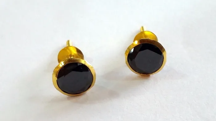 Earrings TRIBAL ORNAMENTS Genuine 18k yellow gold handmade fabulous black onyx stone excellent antique vintage design stud earrings pair unisex jewelry