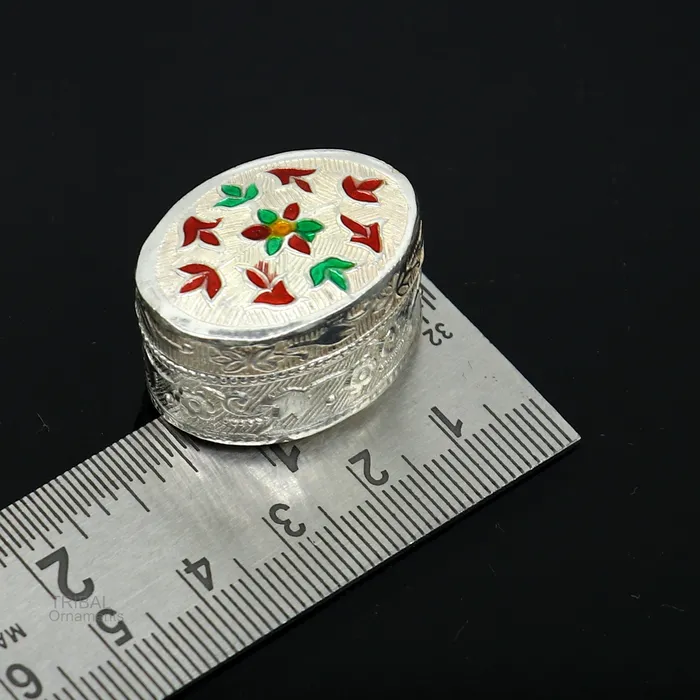 Exclusive oval shape trinket box sindur kumkum box brides eye kajal box 925 sterling silver handmade girls article silver jewelry stb330 TRIBAL ORNAMENTS Rings