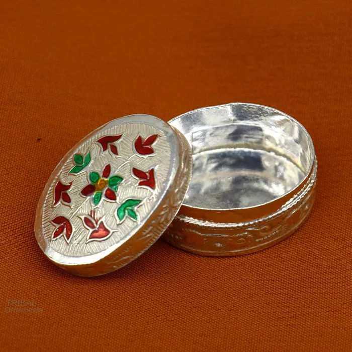 Exclusive oval shape trinket box sindur kumkum box brides eye kajal box 925 sterling silver handmade girls article silver jewelry stb330 TRIBAL ORNAMENTS Rings