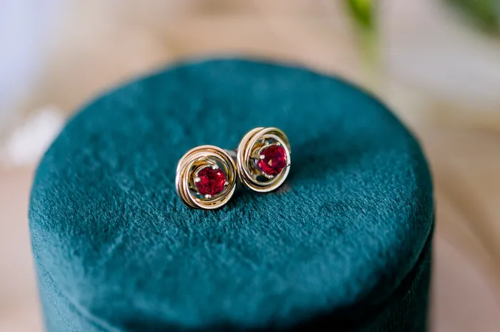 FIRE BRILLIANCE Red Classic Gift Set 1 Pair of Earrings 2 Earring Jackets Earrings