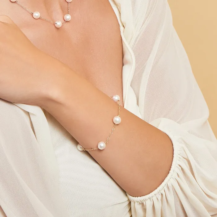 Japanese Akoya White Pearl Tincup Bracelet spt Bracelets