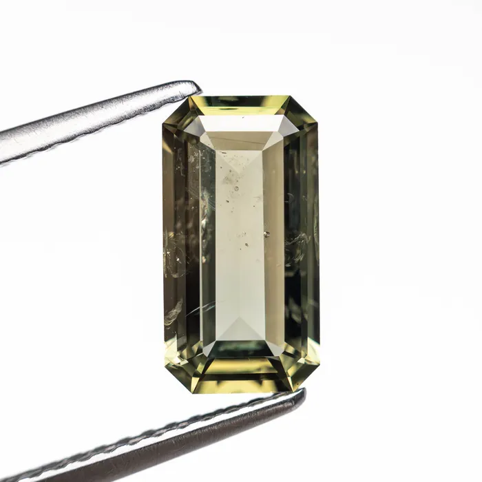 Misfit Gems 176ct 1003x526x285mm Cut Corner Rectangle Step Cut Sapphire 2478601 Rings