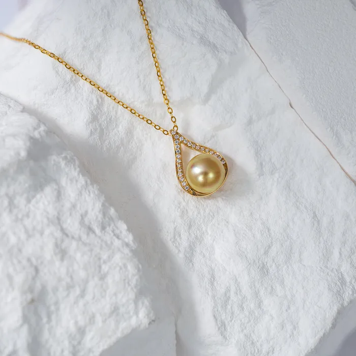 Necklaces 18K Solid Gold South Sea Golden Pearl Necklace KN00191 Pearly Lustre