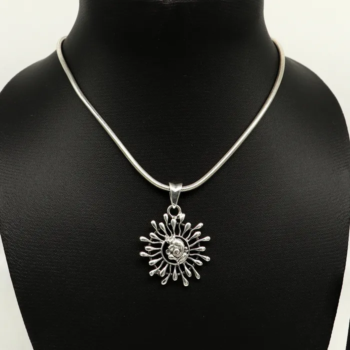Necklaces 925 sterling silver handmade idol Ganesha floral pendant amazing stylish unisex pendant locket personalized jewelry tribal jewelry ssp476 TRIBAL ORNAMENTS